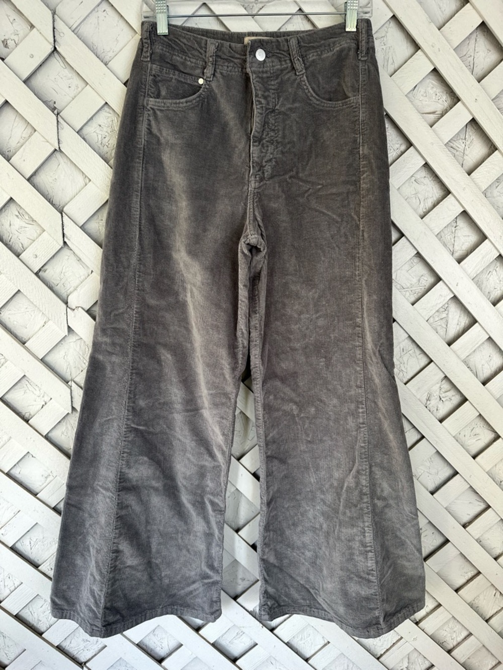 Anthropologie Pilcro The Adi Hi-Rise Relaxed Flared Pants Corduroy Wide Leg 28T